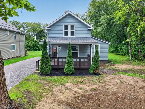 1727 E 49th Street , Ashtabula, OH 44004