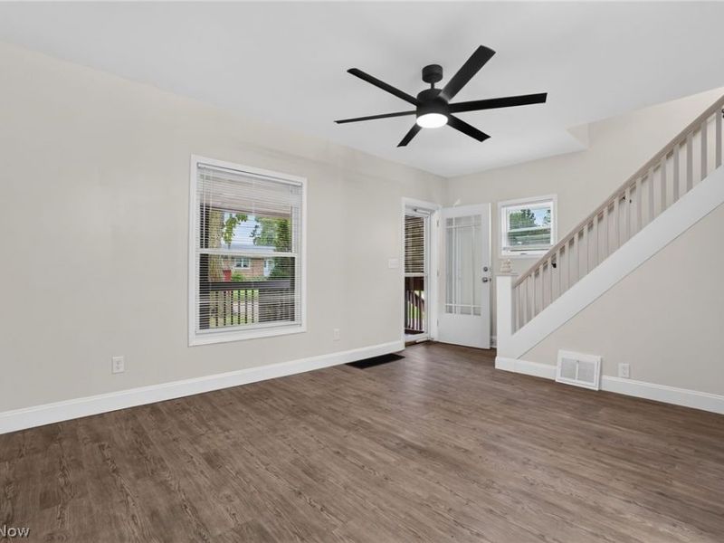 1727 E 49th Street, Ashtabula, OH 44004 Photo 8