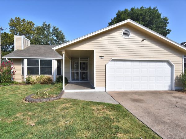 1521 E 75th Court , Tulsa, OK 74136