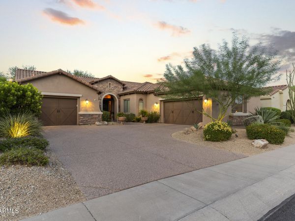 3948 E PARKSIDE Lane, Phoenix, AZ 85050