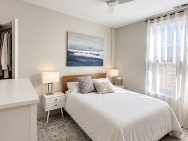 1810 N Wells Street , Unit 206, Chicago, IL 60614