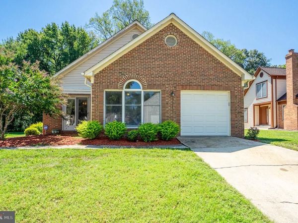 9217 HOBART STREET, SPRINGDALE, MD 20774