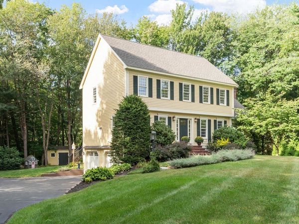 25 Alexander Drive, Hampton, NH 03842