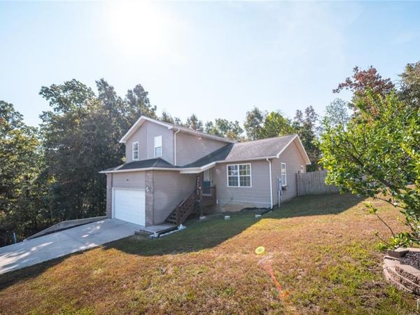 15804 Trace Drive, St Robert, MO 65584