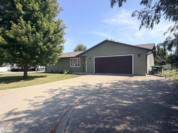 1408 8Th Street, Keosauqua, IA 52565