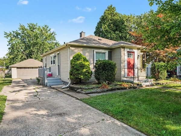 8235 Ellsworth Court, Merrillville, IN 46410