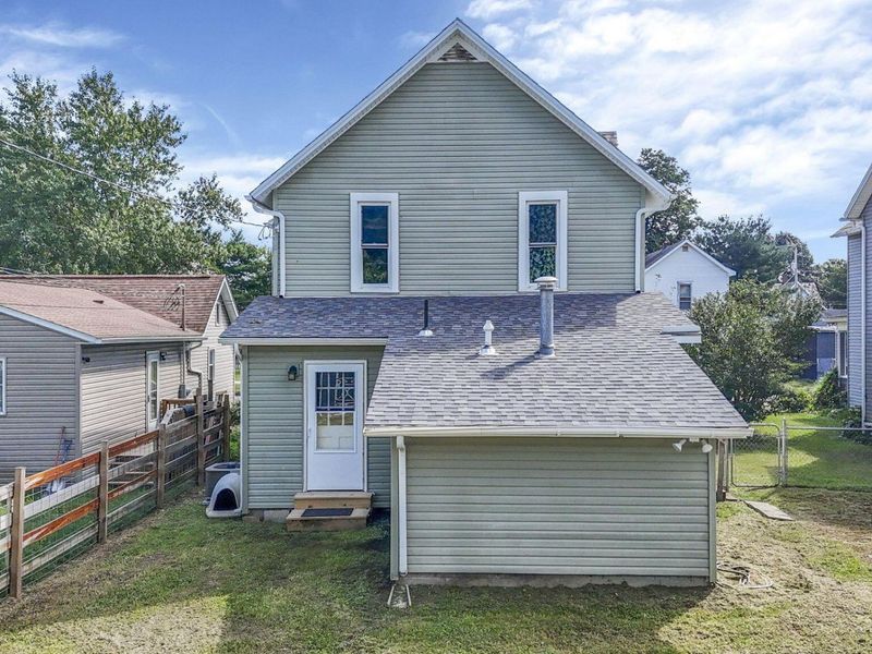 347 Purvis Avenue, Bremen, OH 43107 Photo 2