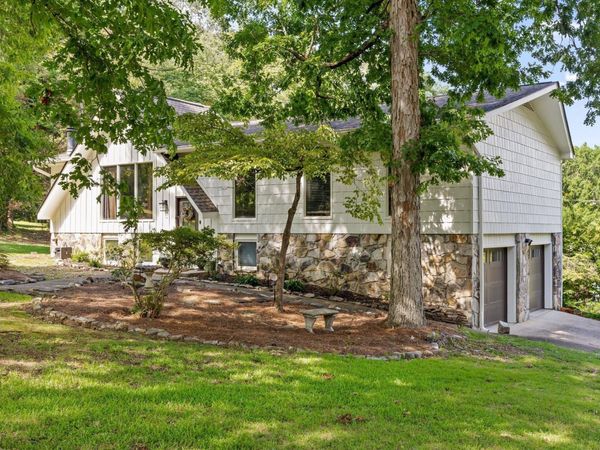 4703 Privateer Road , Hixson, TN 37343