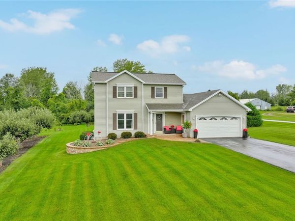 5907 Arbor Road , Ontario, NY 14519