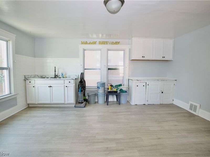3219 Fulton Road, Cleveland, OH 44109 Photo 18