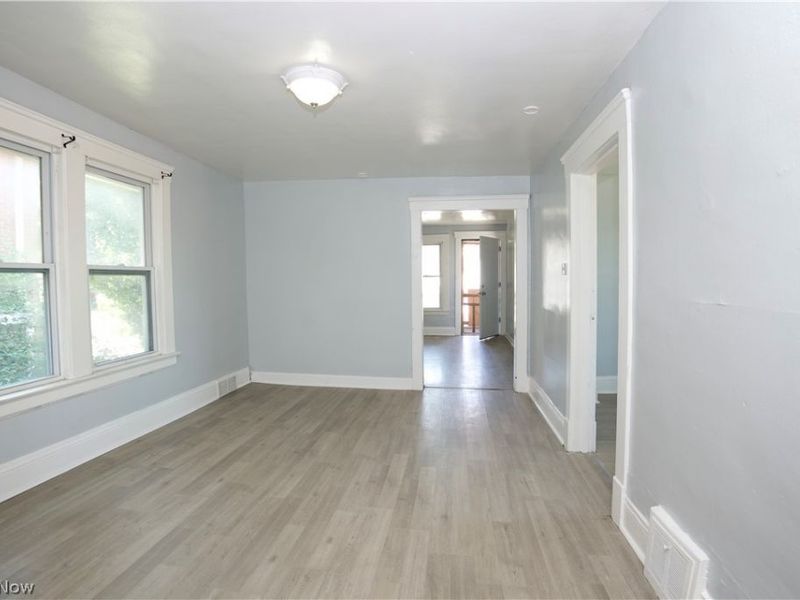 3219 Fulton Road, Cleveland, OH 44109 Photo 19