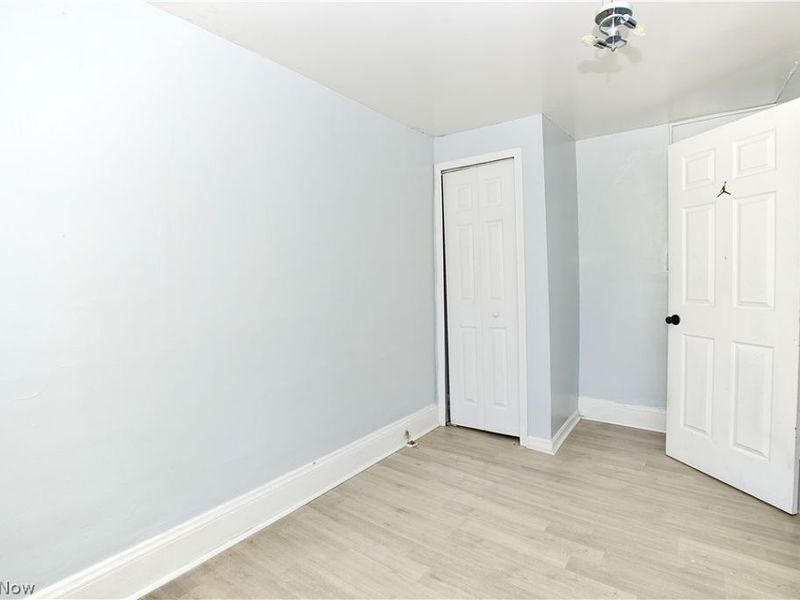 3219 Fulton Road, Cleveland, OH 44109 Photo 26