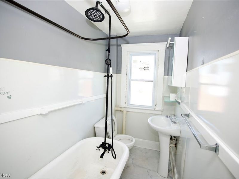 3219 Fulton Road, Cleveland, OH 44109 Photo 27