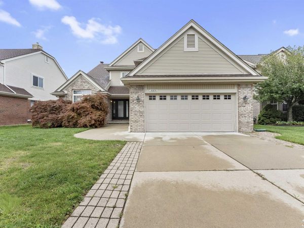 16851 Silverado Drive, Southgate, MI 48195