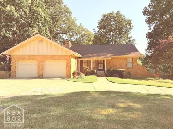 107 E Stroud Street, Jonesboro, AR 72401