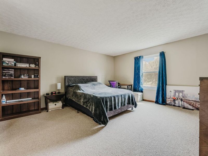 5745 Morningstar Drive, Galloway, OH 43119 Photo 16