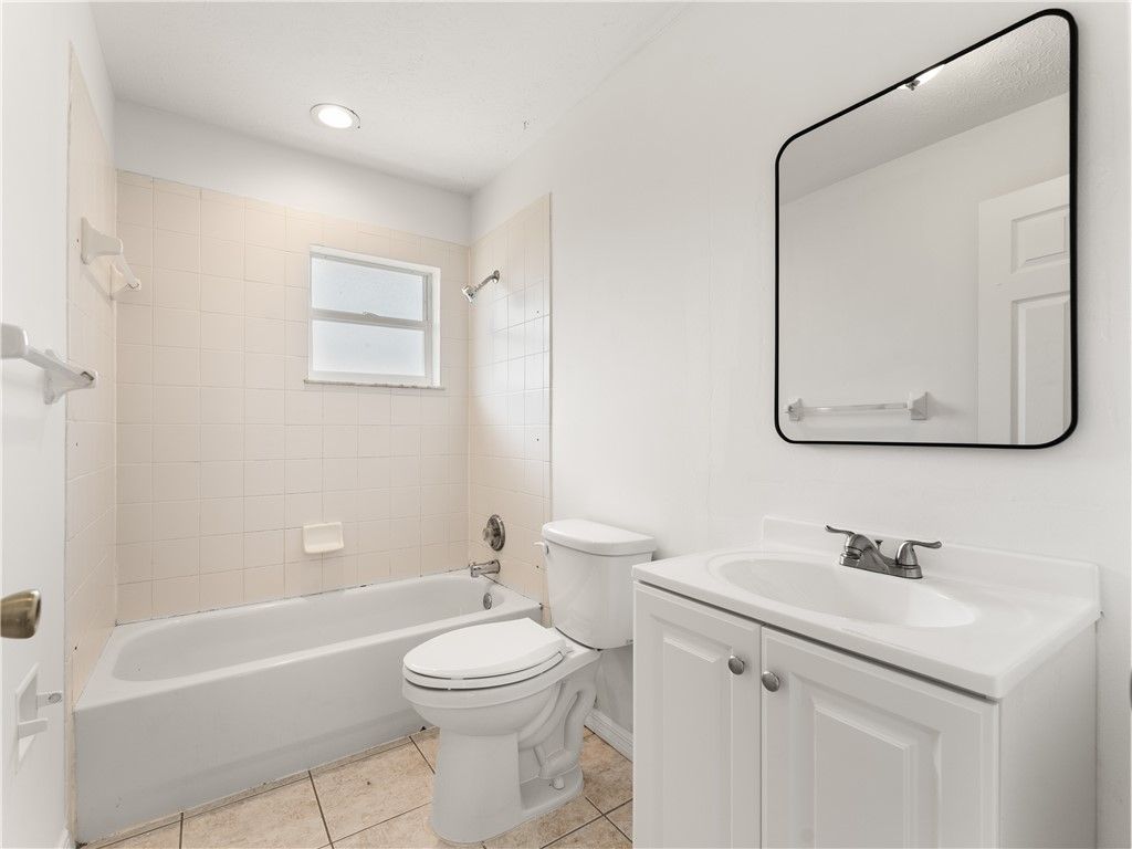 8666 24th Street, Vero Beach, FL 32966 Photo