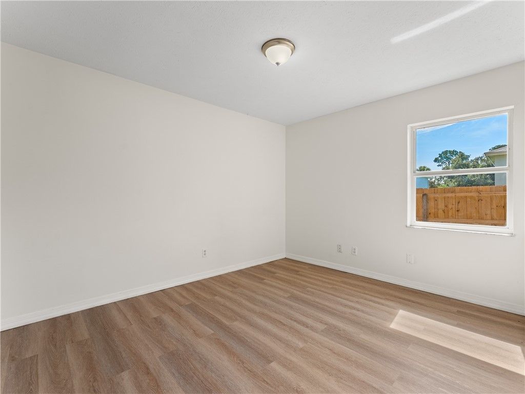 8666 24th Street, Vero Beach, FL 32966 Photo