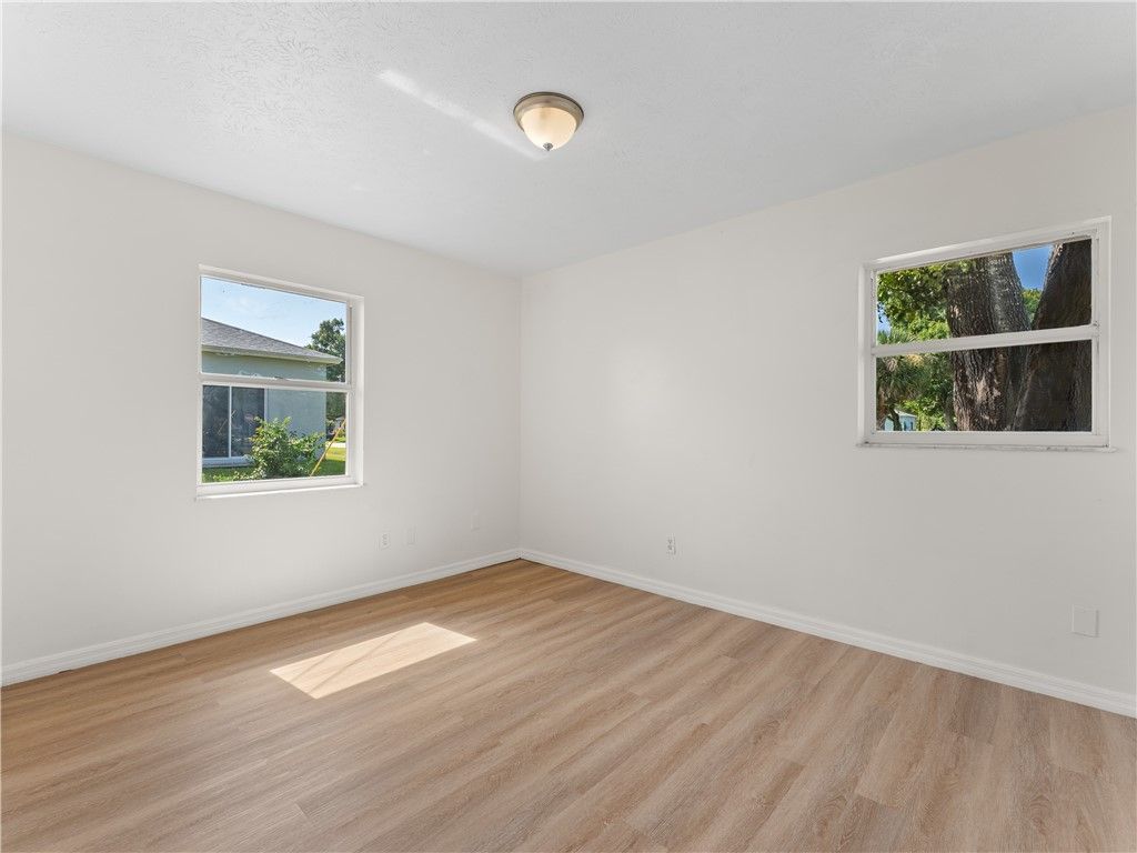 8666 24th Street, Vero Beach, FL 32966 Photo