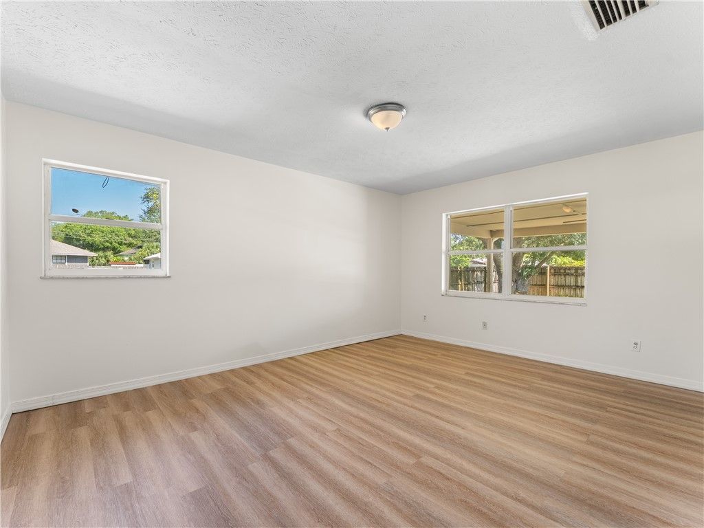 8666 24th Street, Vero Beach, FL 32966 Photo