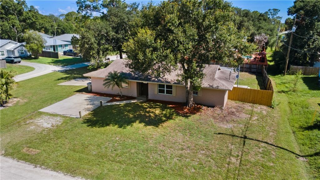 8666 24th Street, Vero Beach, FL 32966 Photo