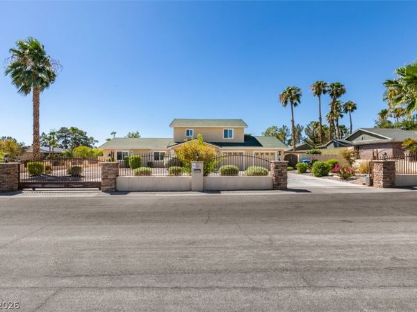 7015 EL PARQUE Avenue , Las Vegas, NV 89117