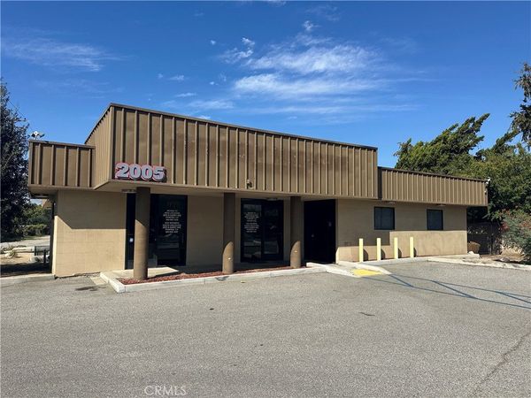 2005 N Garey N, Pomona, CA 91767