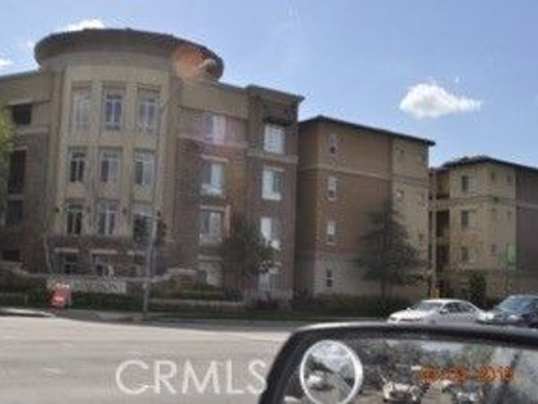 24535 Town Center Drive, Unit 6210, Valencia, CA 91355