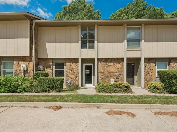 7010 Lakeshore Drive, Eufaula, OK 74432