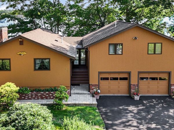 41 Mascuppic Trail, Tyngsborough, MA 01879
