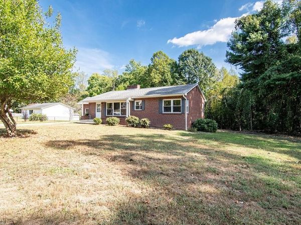 1428 US Highway 311 N, Walnut Cove, NC 27052