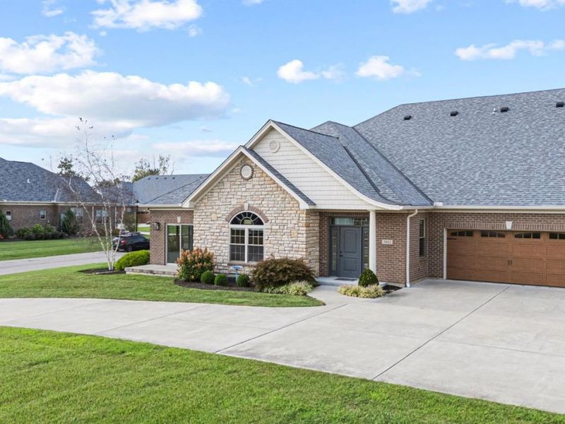 3882 Piper Lane, Ross Township, OH 45013 Photo 2