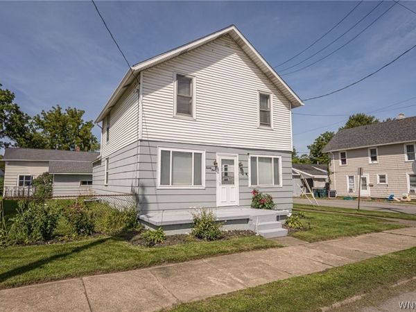 24 Felton Street , North Tonawanda, NY 14120