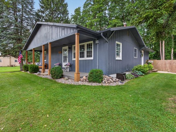 118 McCuen Drive, Jackson, MI 49203