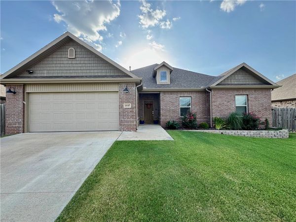 1037 Tracey Lane , Pea Ridge, AR 72751