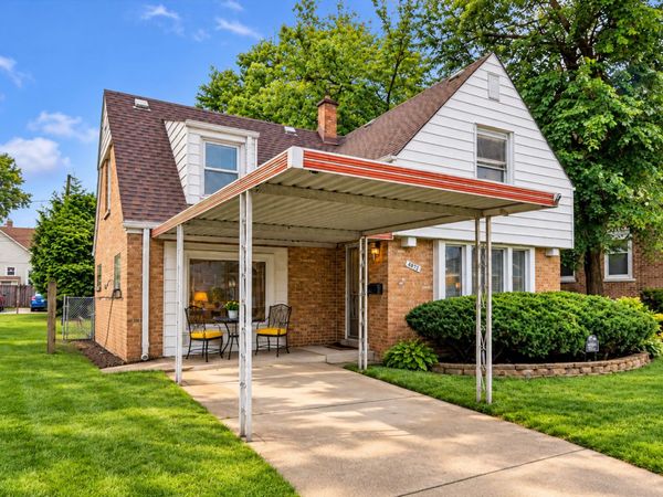 8028 42nd Court, Lyons, IL 60534