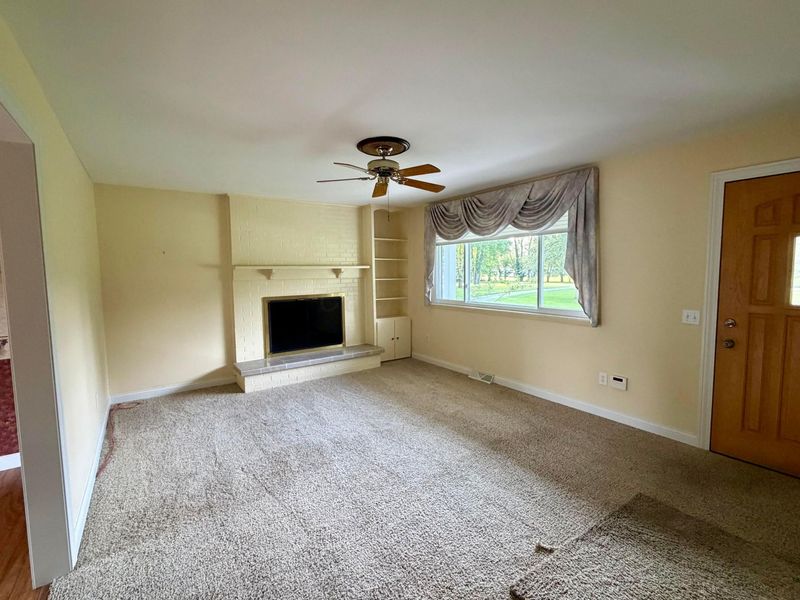 522 Woodside Drive SW, Pataskala, OH 43062 Photo 4