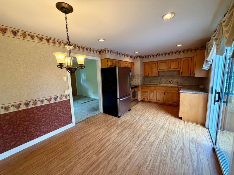 522 Woodside Drive SW, Pataskala, OH 43062 Photo 9