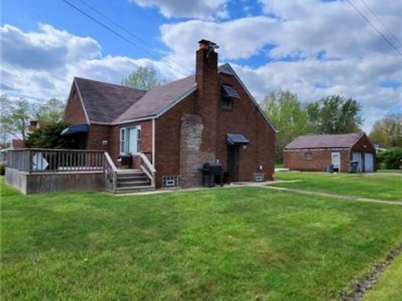 2156 Mcguffey Road, Youngstown, OH 44505 Photo 5