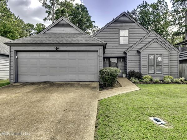 226 Waterwood Drive, Brandon, MS 39047