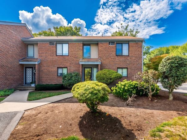 22 Old Stone Way, Unit 22, Weymouth, MA 02189