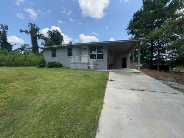 940 Graham Ave., Myrtle, MS 38650