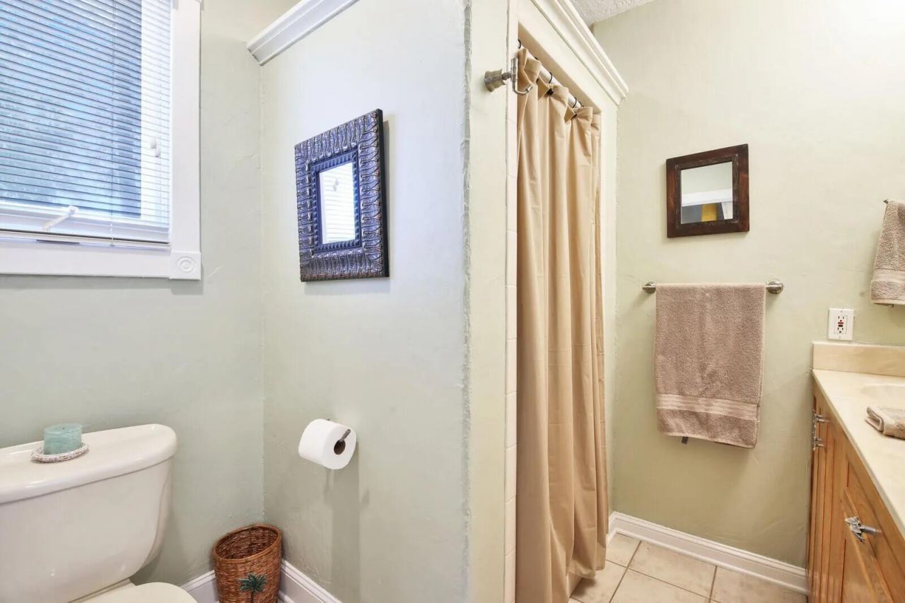 607 Flamingo Drive, West Palm Beach, FL 33401 Photo