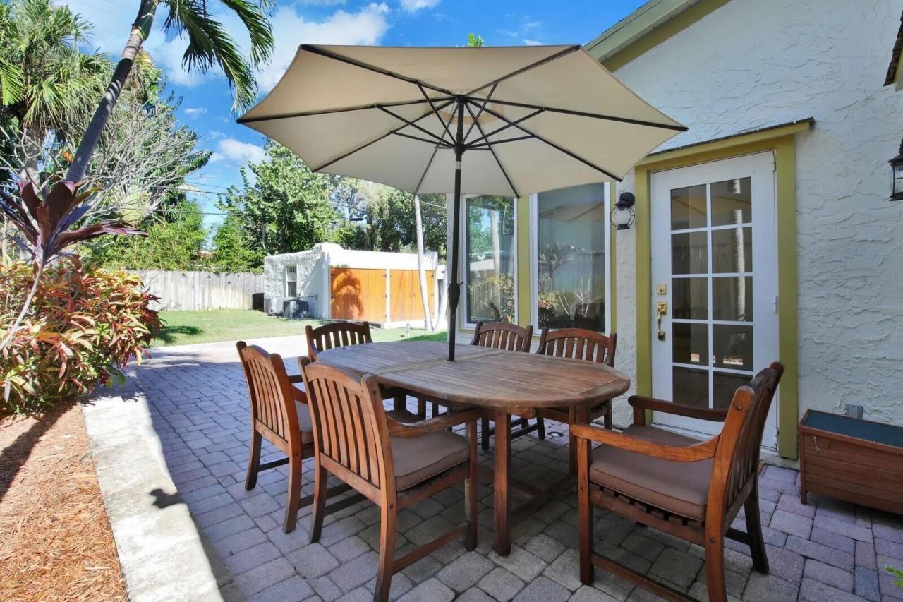 607 Flamingo Drive, West Palm Beach, FL 33401 Photo