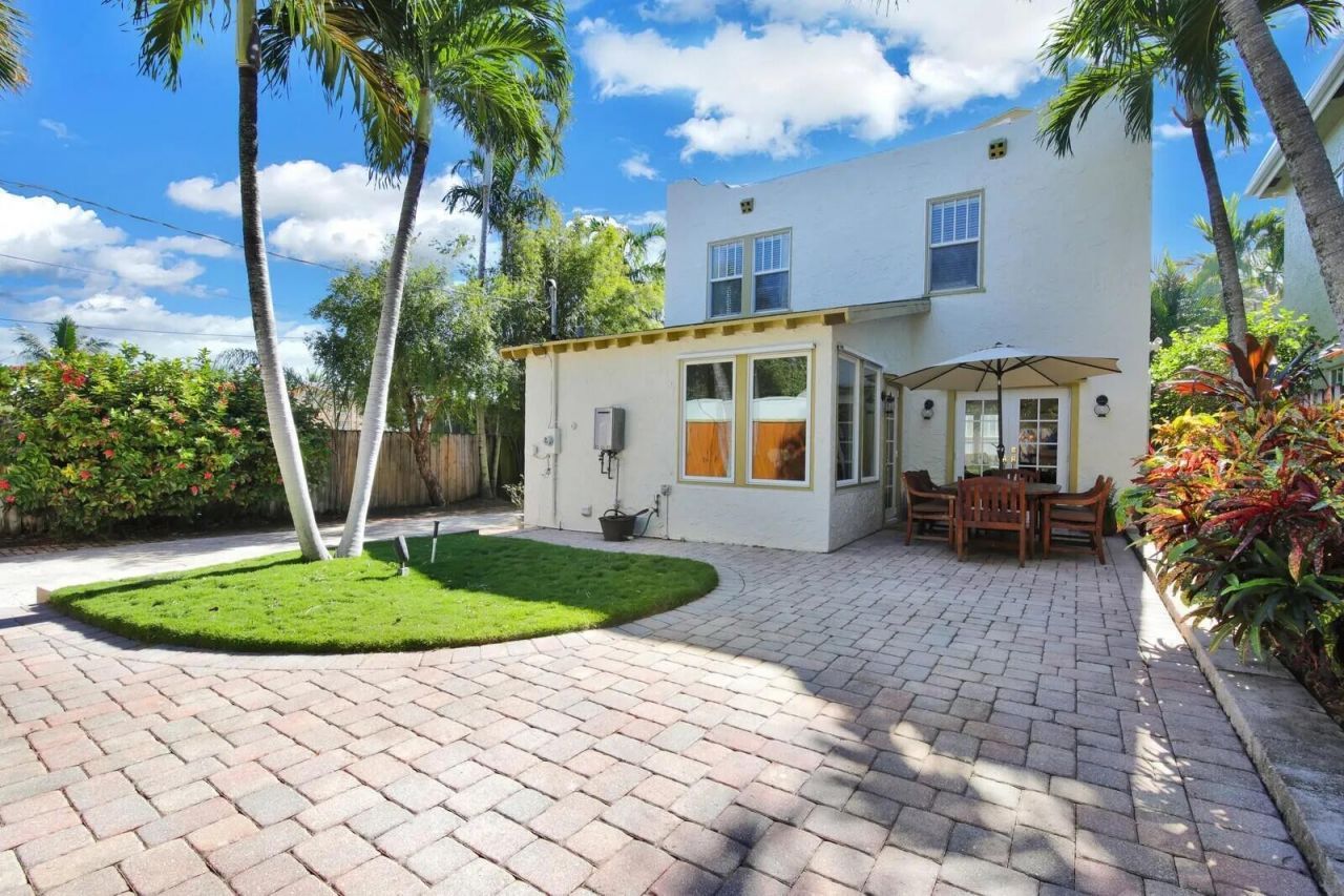 607 Flamingo Drive, West Palm Beach, FL 33401 Photo