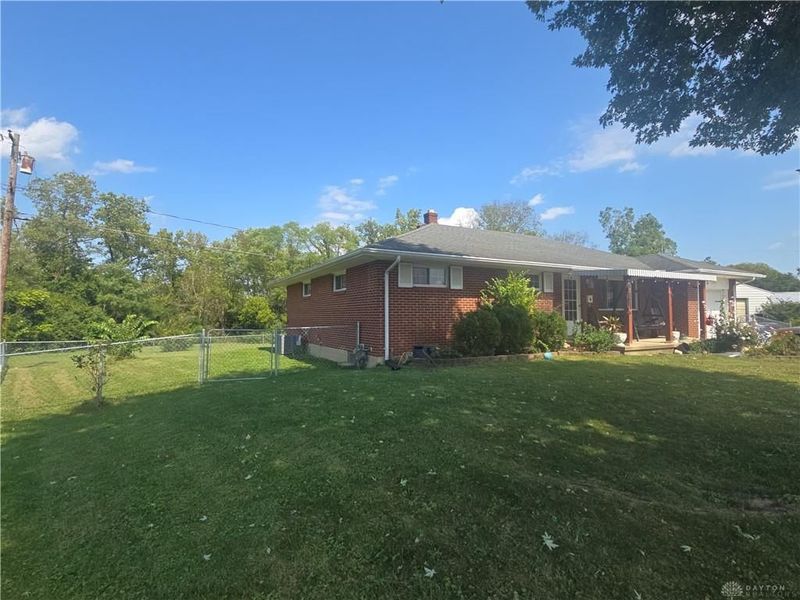 255 E Weaver Street, New Lebanon, OH 45345 Photo 3