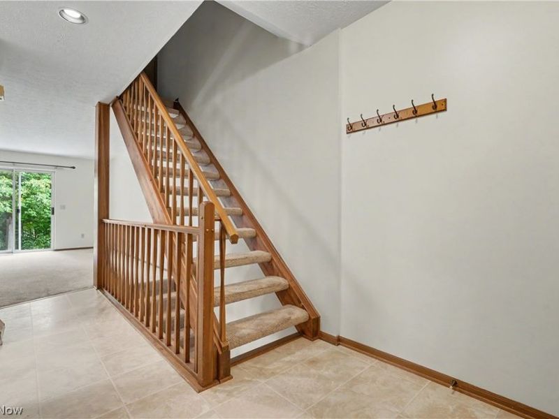 2466 Wrens Drive S, Stow, OH 44224 Photo 7