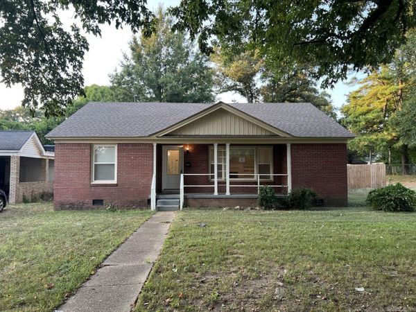 725 Holden Avenue, Newport, AR 72112