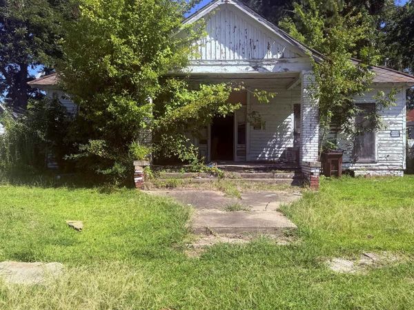 815 W 2nd , Pine Bluff, AR 71602