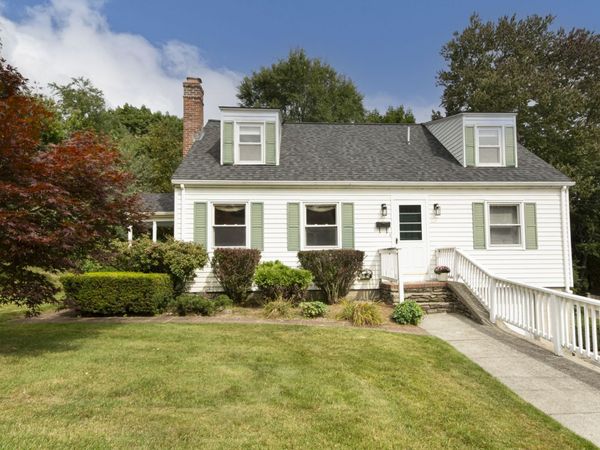 10 Farview Ave, Shrewsbury, MA 01545